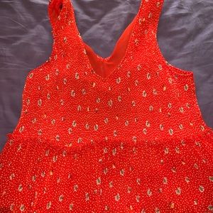 Tank top with bow in back